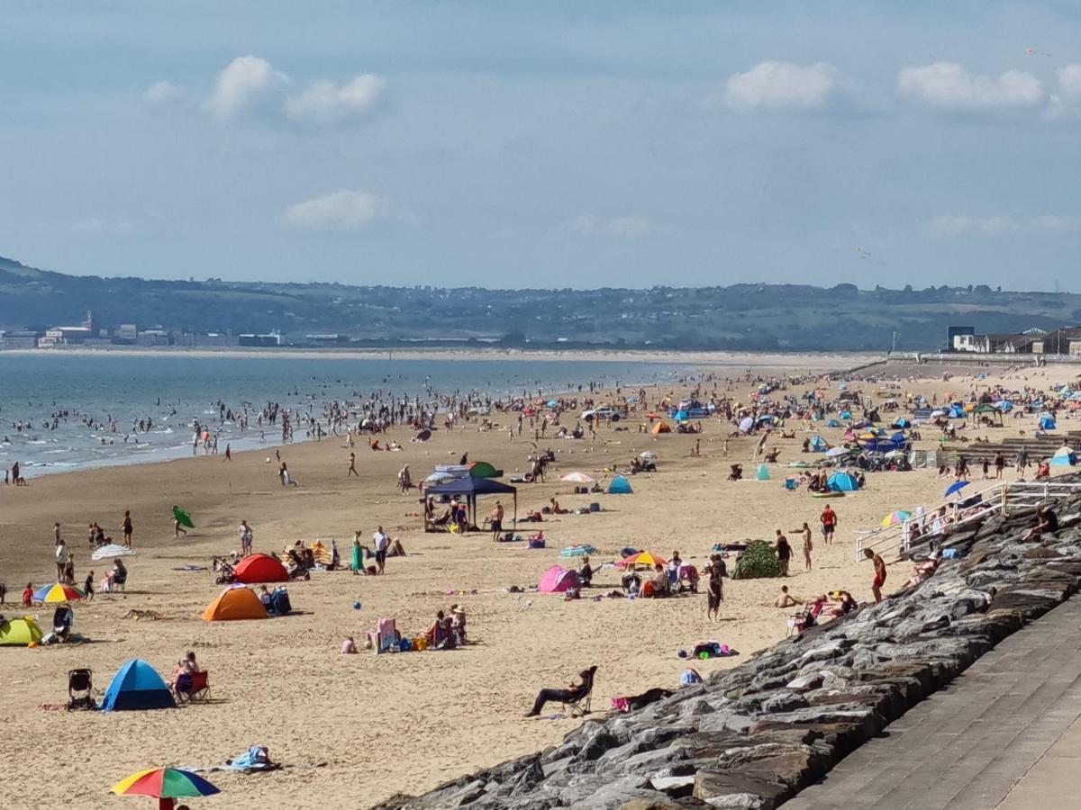 פורט טלבוט Driftmark Beachfront Location Aberavon Beach Sea Views Large Driveway Parking Private Site Fibre Optic Wi Fi מראה חיצוני תמונה